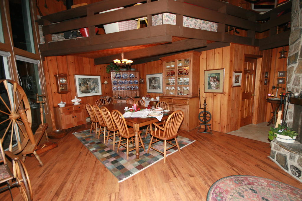 Stouffermill Bed & Breakfast Algonquin Highlands Εξωτερικό φωτογραφία