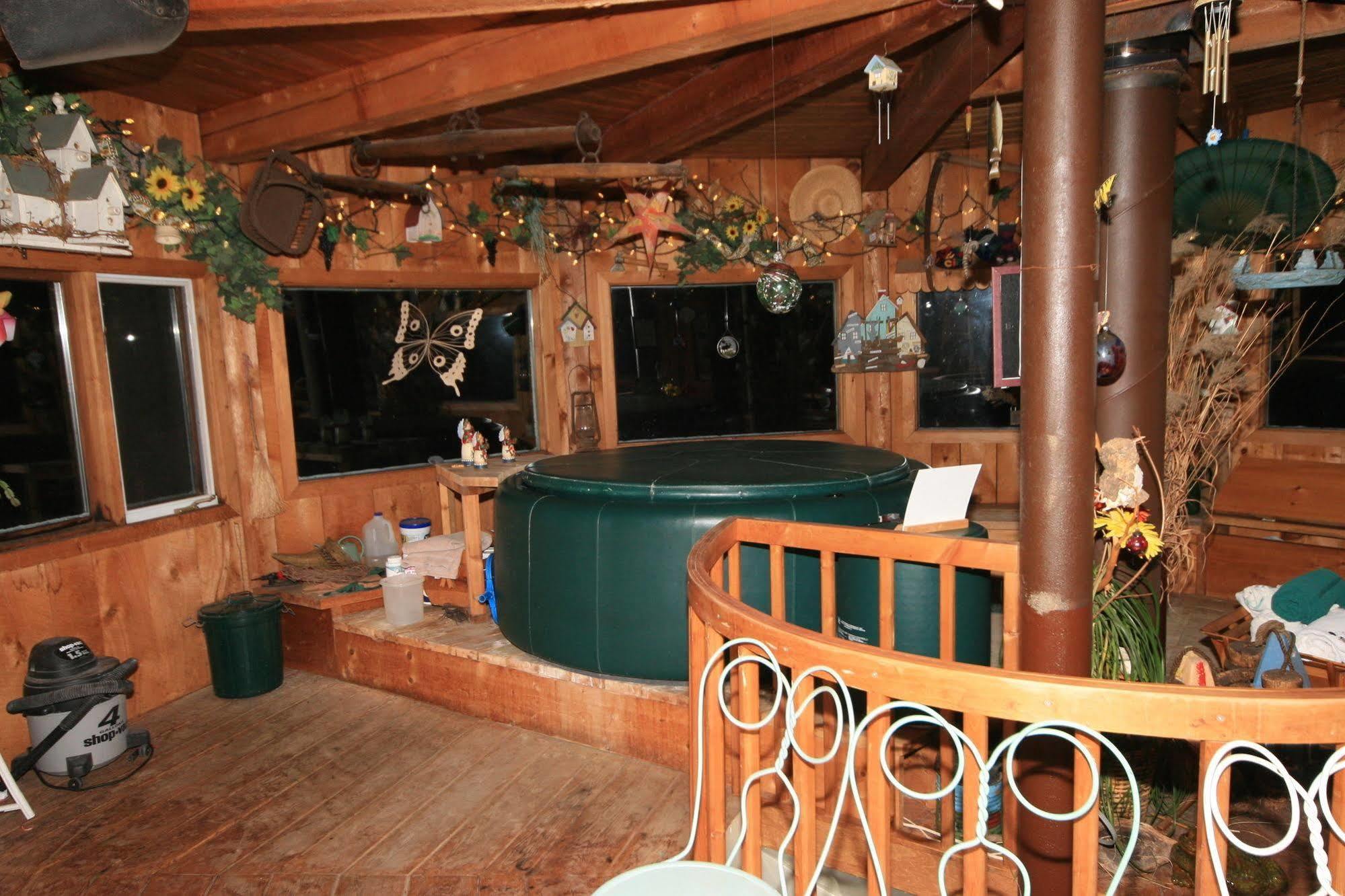 Stouffermill Bed & Breakfast Algonquin Highlands Εξωτερικό φωτογραφία